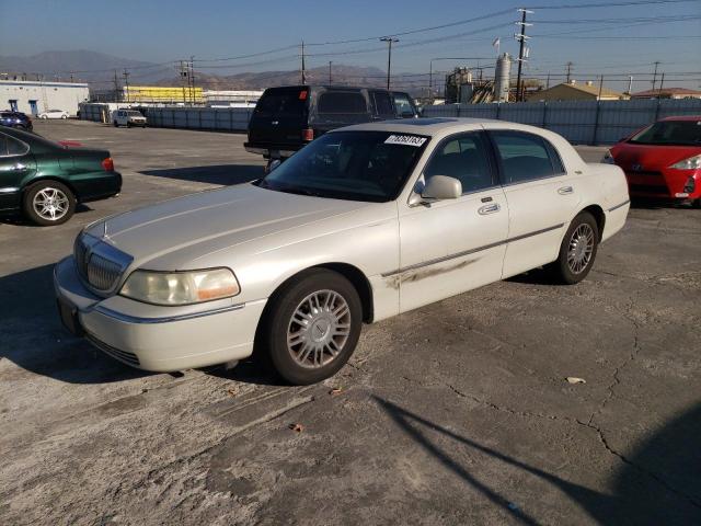 1LNHM82W87Y620206 - 2007 LINCOLN TOWN CAR SIGNATURE LIMITED CREAM photo 1