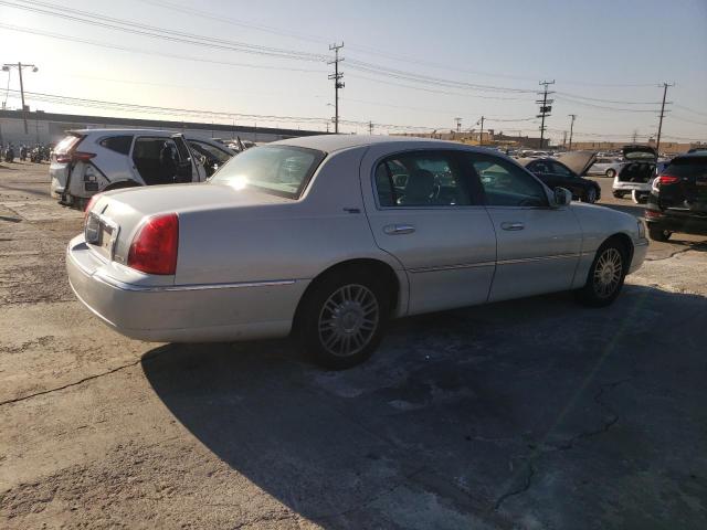 1LNHM82W87Y620206 - 2007 LINCOLN TOWN CAR SIGNATURE LIMITED CREAM photo 3