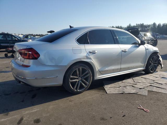 1VWDT7A31HC032196 - 2017 VOLKSWAGEN PASSAT R-LINE Silber Foto 3