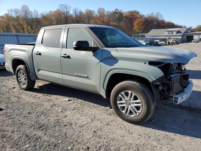 5TFLA5DB0RX213425 - 2024 TOYOTA TUNDRA CREWMAX SR GRAY photo 4