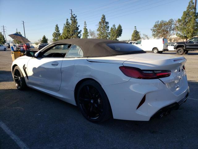 WBSDZ0C01NCH71555 - 2022 BMW M8 WHITE photo 2