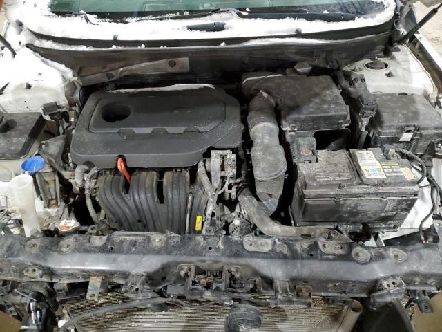 5NPE24AF9GH314978 - 2016 HYUNDAI SONATA SE WHITE photo 11