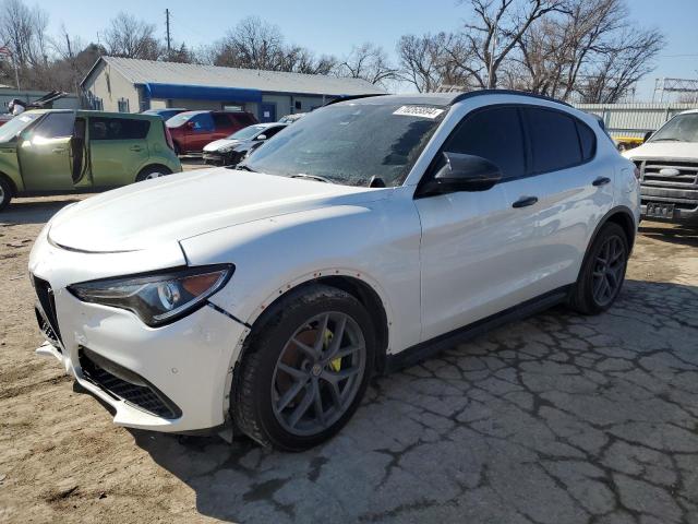 ZASFAKNN1J7B78006 - 2018 ALFA ROMEO STELVIO TI SPORT WHITE photo 1