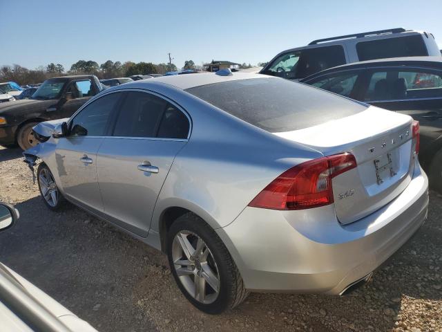 YV140MFK9F1334025 - 2015 VOLVO S60 PREMIER SILVER photo 2