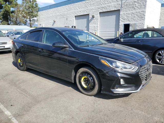 5NPE24AF8JH609576 - 2018 HYUNDAI SONATA SE BLACK photo 4