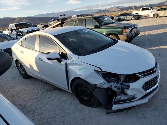 1G1BC5SM1J7213411 - 2018 CHEVROLET CRUZE LS WHITE photo 4