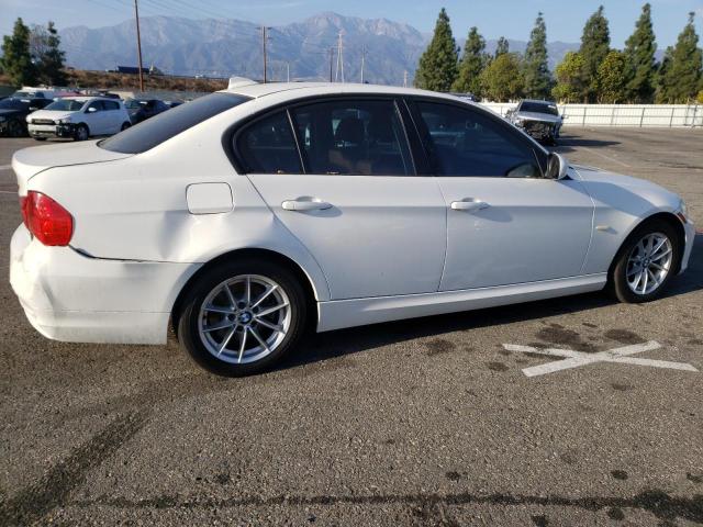 WBAPH7C56BA801629 - 2011 BMW 328 I WHITE photo 3