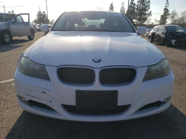 WBAPH7C56BA801629 - 2011 BMW 328 I WHITE photo 5