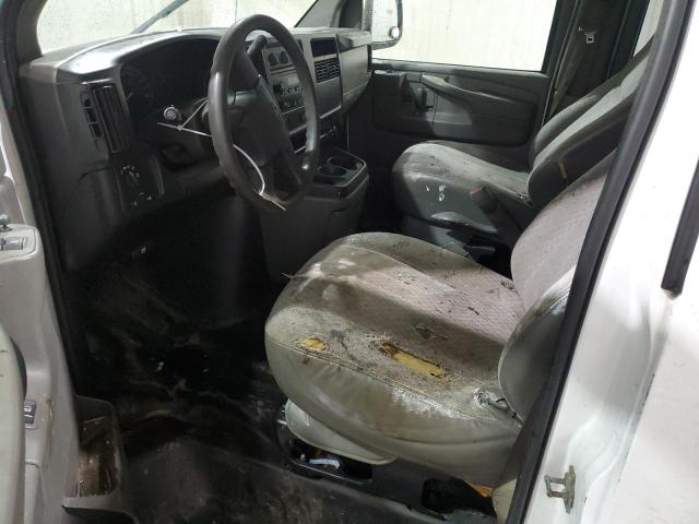 1GAHG39U171123650 - 2007 CHEVROLET EXPRESS G3 WHITE photo 7