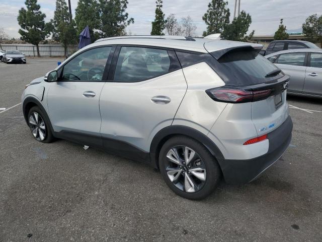 1G1FY6S04N4124400 - 2022 CHEVROLET BOLT EUV LT SILVER photo 2