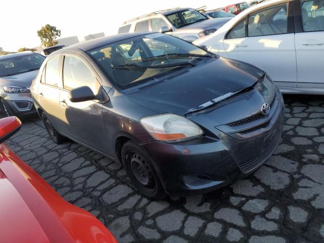 JTDBT923281214151 - 2008 TOYOTA YARIS GRAY photo 4