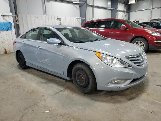 5NPEB4AC7DH729069 - 2013 HYUNDAI SONATA GLS BLUE photo 4