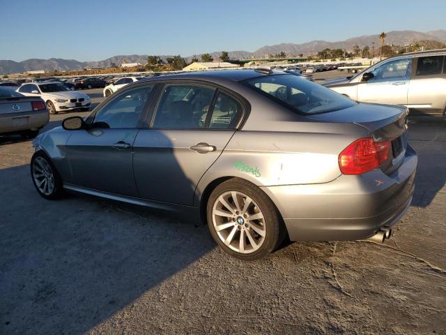 WBAPH5G51BNN59047 - 2011 BMW 328 I SULEV CHARCOAL photo 2