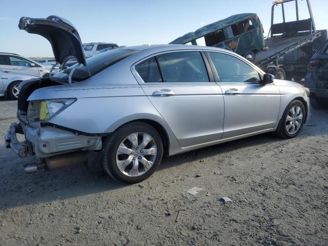 1HGCP2F85AA106393 - 2010 HONDA ACCORD EXL SILVER photo 3