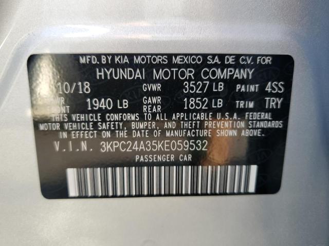 3KPC24A35KE059532 - 2019 HYUNDAI ACCENT SE SILVER photo 12