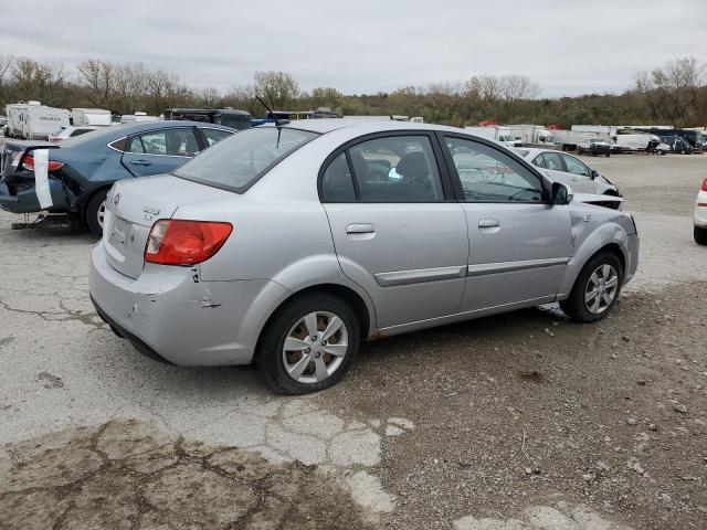 KNADH4A32B6736686 - 2011 KIA RIO BASE SILVER photo 3