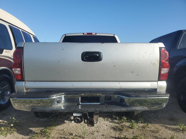 2GCEC19T151127612 - 2005 CHEVROLET SILVERADO C1500 SILVER photo 6