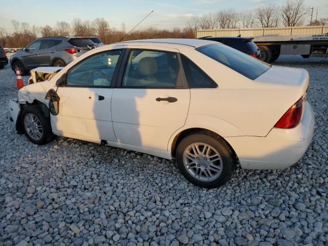 1FAHP34N37W334414 - 2007 FORD FOCUS ZX4 WHITE photo 2