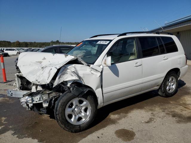 2004 TOYOTA HIGHLANDER, 