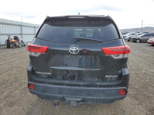 5TDJZRFH2JS553727 - 2018 TOYOTA HIGHLANDER SE BLACK photo 6