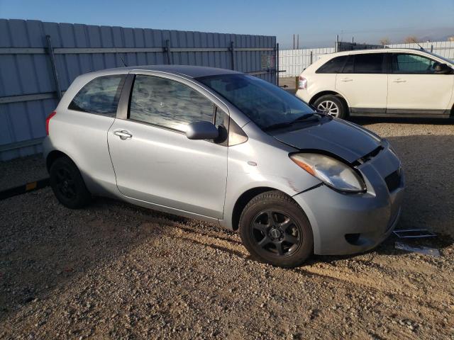 JTDJT923885177546 - 2008 TOYOTA YARIS SILVER photo 4