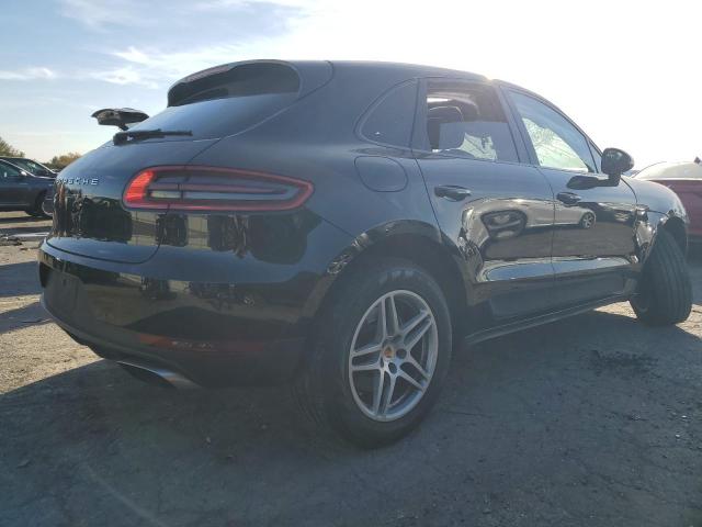 WP1AA2A58JLB16536 - 2018 PORSCHE MACAN BLACK photo 3