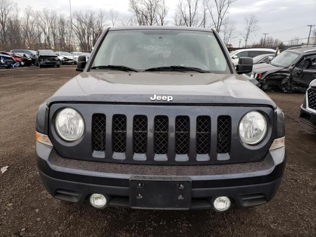 1C4NJRFB3FD232268 - 2015 JEEP PATRIOT LATITUDE GRAY photo 5