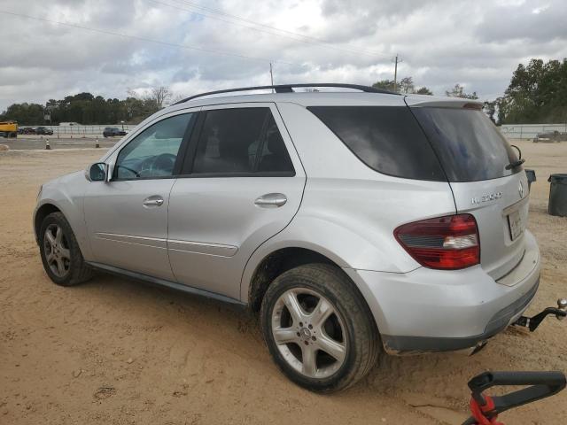4JGBB22EX8A326607 - 2008 MERCEDES-BENZ ML 320 CDI SILVER photo 2