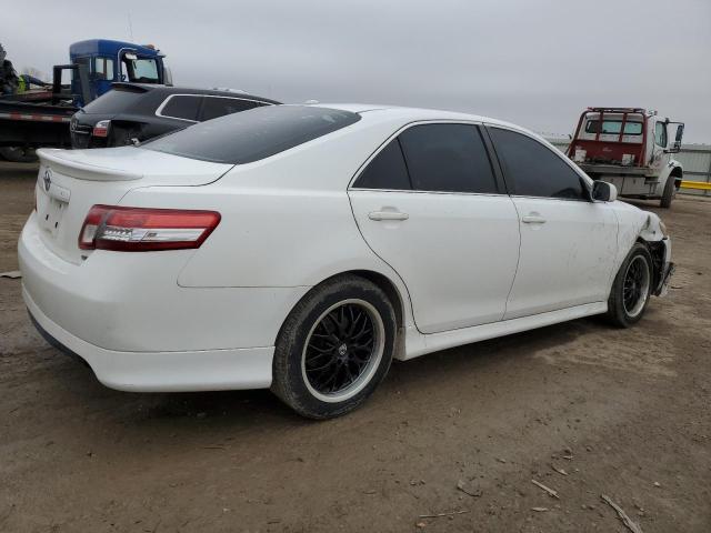 4T1BF3EK2BU582578 - 2011 TOYOTA CAMRY BASE WHITE photo 3