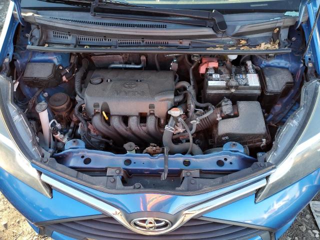 VNKKTUD38HA075313 - 2017 TOYOTA YARIS L BLUE photo 11