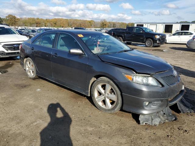 4T1BF3EK9BU635499 - 2011 TOYOTA CAMRY BASE GRAY photo 4