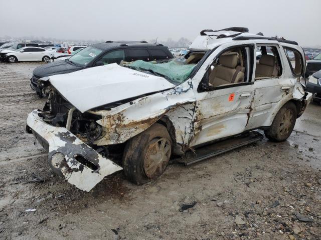 5GADT13S642277596 - 2004 BUICK RAINIER CXL WHITE photo 1