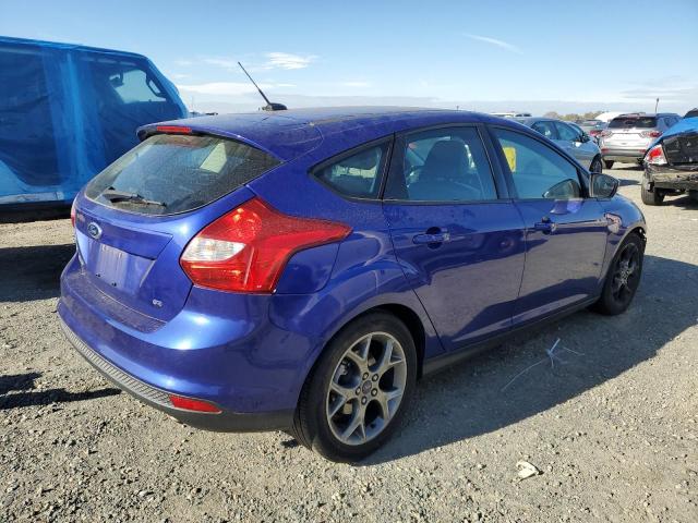 1FADP3K22EL307761 - 2014 FORD FOCUS SE BLUE photo 3