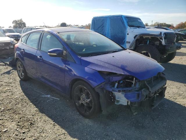 1FADP3K22EL307761 - 2014 FORD FOCUS SE BLUE photo 4