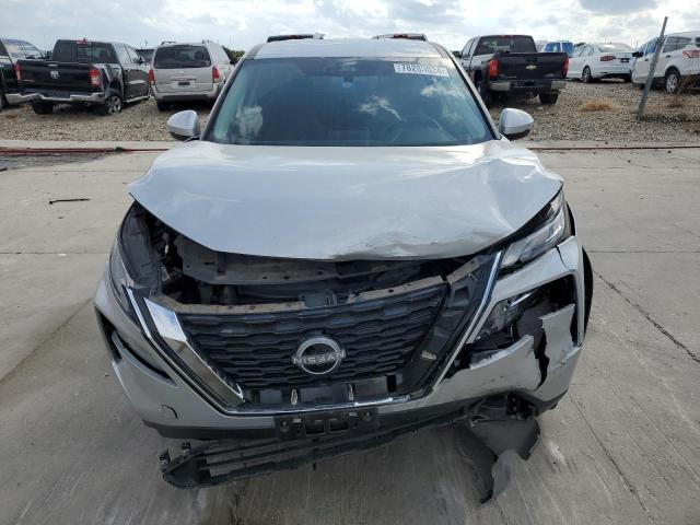 5N1BT3BA0NC672049 - 2022 NISSAN ROGUE SV SILVER photo 5