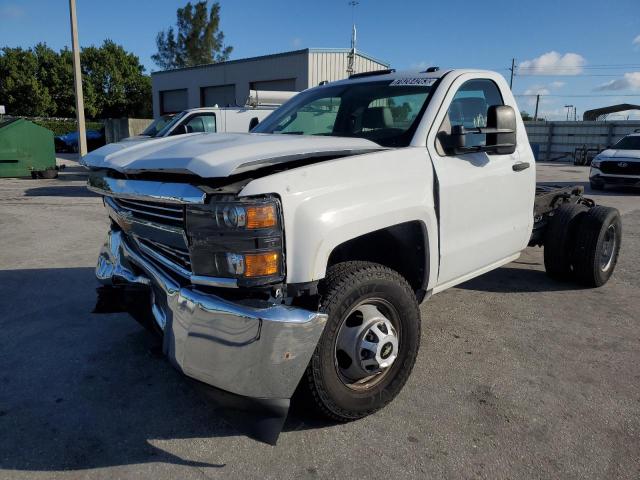 1GB3CYCG8HZ173949 - 2017 CHEVROLET SILVERADO C3500 WHITE photo 1