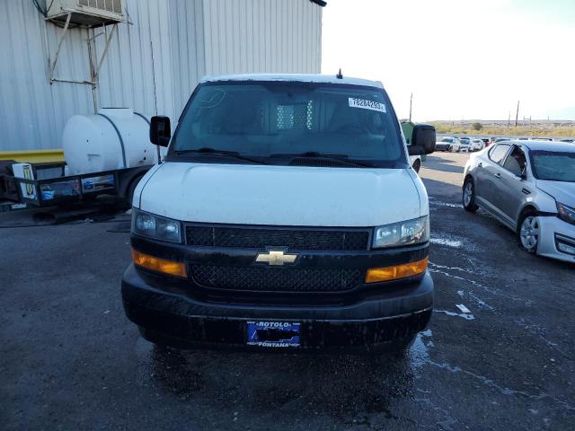 1GCWGAFP6M1216726 - 2021 CHEVROLET EXPRESS G2 WHITE photo 5