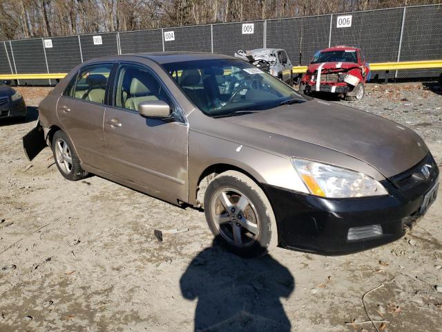 1HGCM56663A100095 - 2003 HONDA ACCORD EX GOLD photo 4