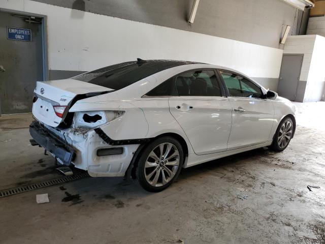 5NPEC4AB1CH454382 - 2012 HYUNDAI SONATA SE WHITE photo 3