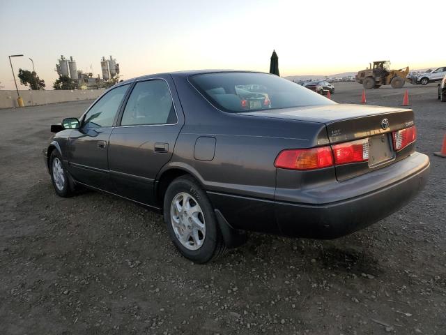 JT2BG22K9Y0431665 - 2000 TOYOTA CAMRY CE CHARCOAL photo 2