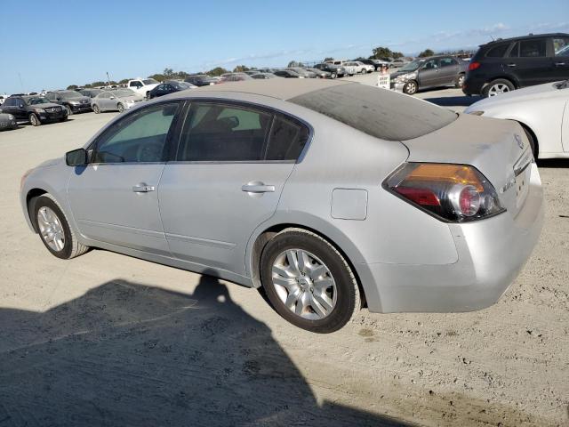 1N4AL2AP9CN537143 - 2012 NISSAN ALTIMA BASE SILVER photo 2