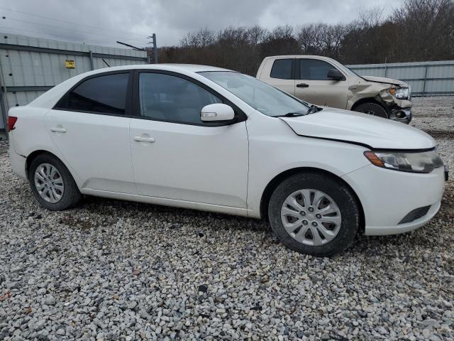 KNAFU4A29A5826529 - 2010 KIA FORTE EX WHITE photo 4