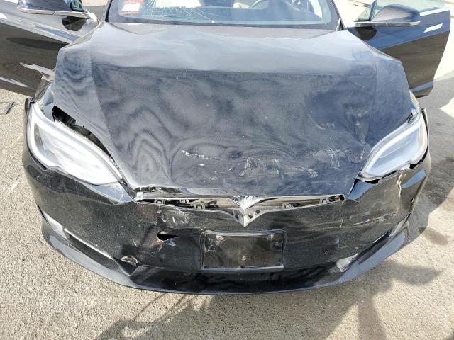 5YJSA1E1XGF170777 - 2016 TESLA MODEL S BLACK photo 11