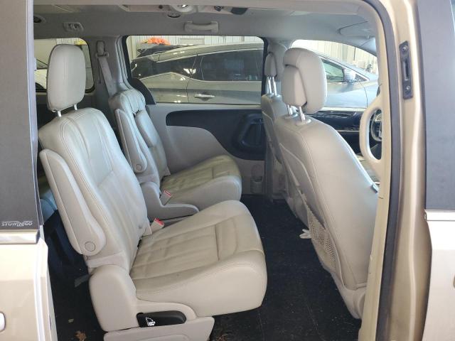 2C4RC1BG4DR556452 - 2013 CHRYSLER TOWN & COU TOURING GOLD photo 11