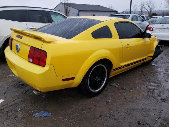 1ZVFT80N055226252 - 2005 FORD MUSTANG YELLOW photo 3