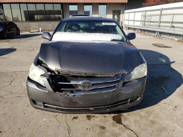 4T1BK36BX5U014822 - 2005 TOYOTA AVALON XL SILVER photo 5