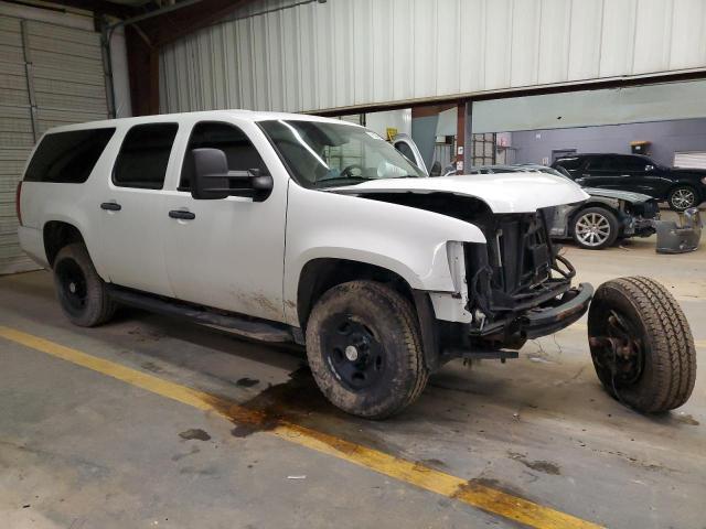 3GNGK26K08G249152 - 2008 CHEVROLET SUBURBAN K2500 WHITE photo 4