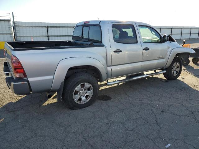 5TEJU62N86Z171303 - 2006 TOYOTA TACOMA DOUBLE CAB PRERUNNER SILVER photo 3