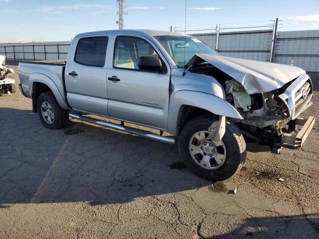 5TEJU62N86Z171303 - 2006 TOYOTA TACOMA DOUBLE CAB PRERUNNER SILVER photo 4