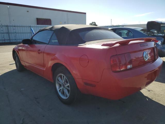 1ZVHT84N685134568 - 2008 FORD MUSTANG RED photo 2